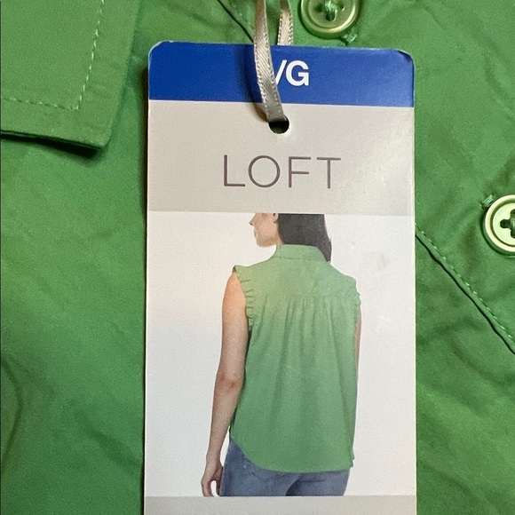 NWT LOFT Sleeveless Lyocell Cotton Flutter Green Button Down Blouse - Picture 3 of 8